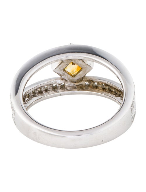 Ring 18K Sapphire & Diamond Ring