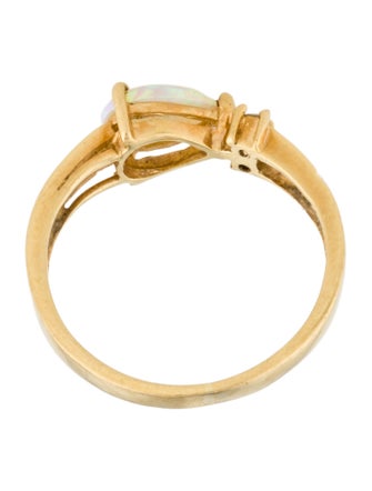 Ring 18K Opal & Diamond Ring