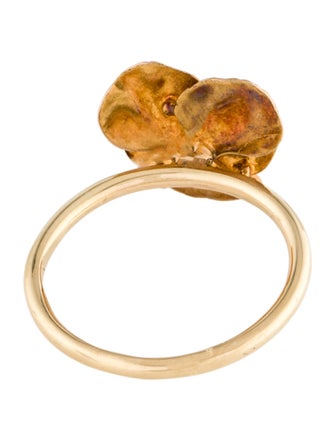 Ring Pearl & Ceramic Flower Cocktail Ring