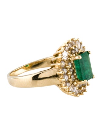 Ring 14K 1.65ct Emerald & Diamond Cocktail Ring