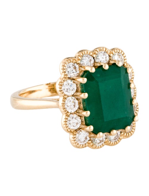 Ring 18K 5.67ct Emerald & Diamond Cocktail Ring