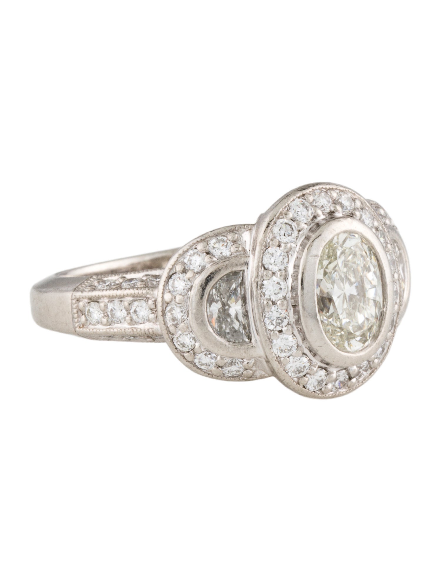 Ring Platinum 1.02ct Diamond Engagement