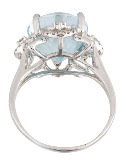Ring 14K 7.50ct Aquamarine & Diamond Cocktail Ring