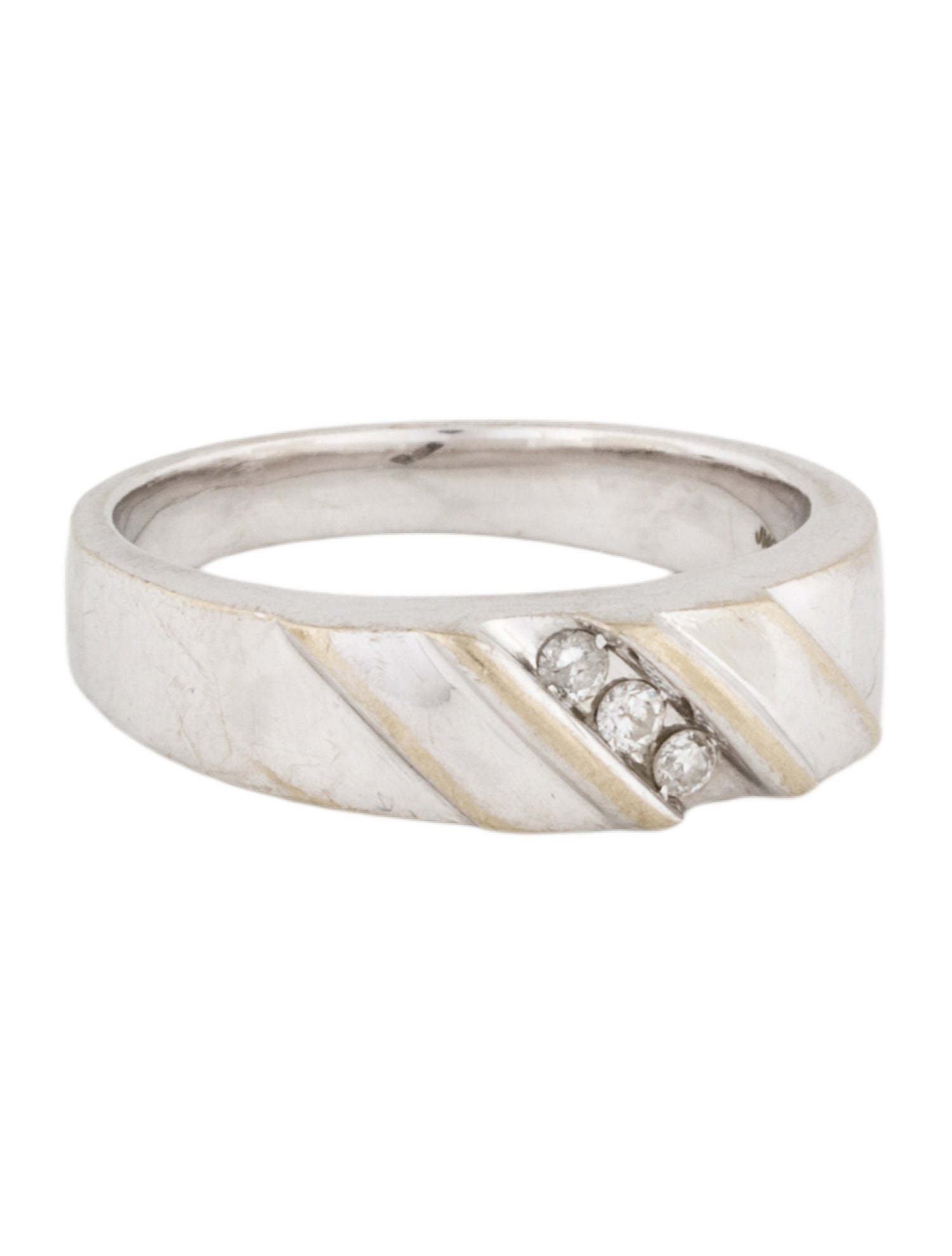 Ring 10K Diamond Band