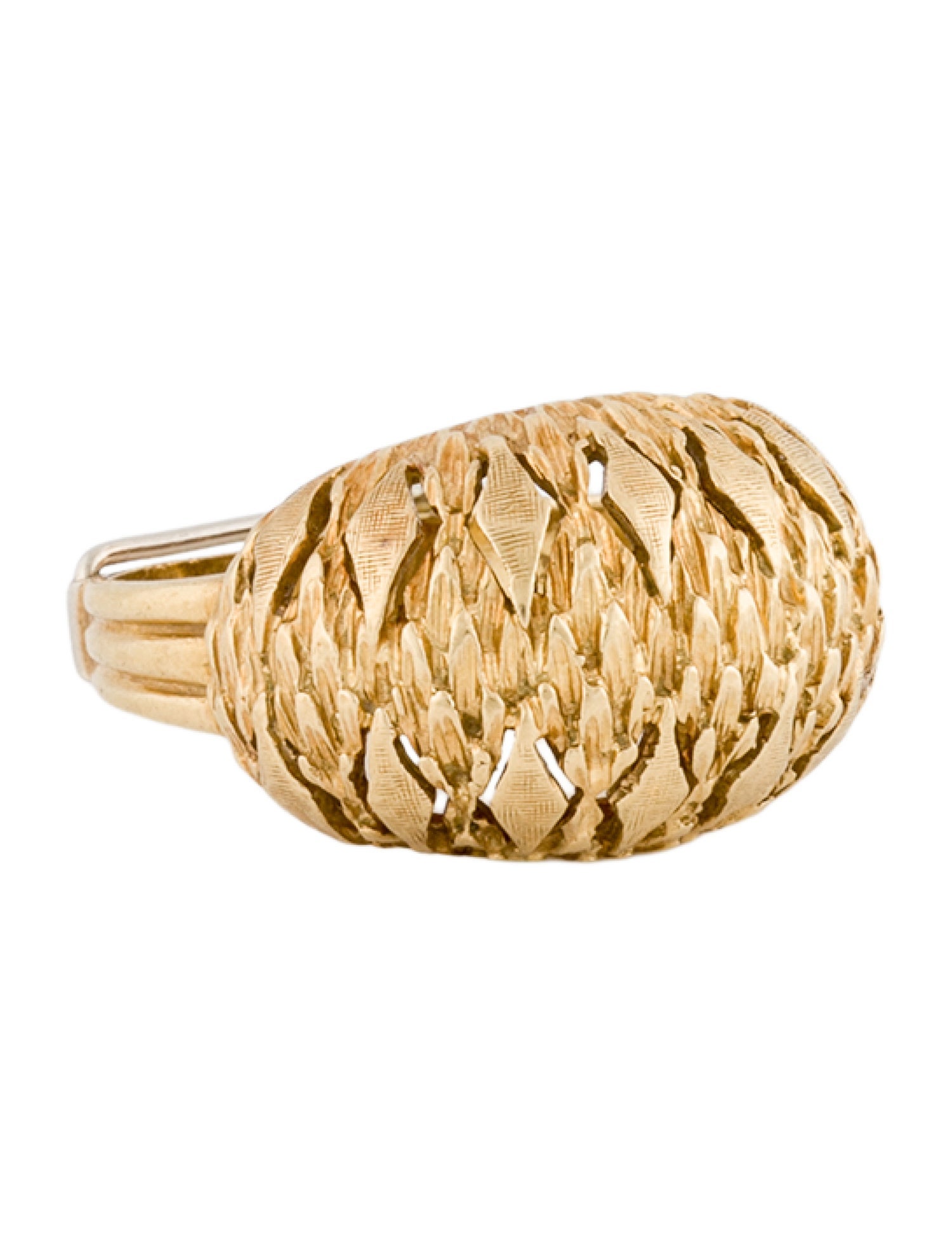 Ring 18K Textured Dome Cocktail