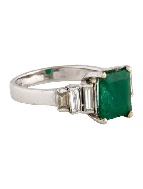 Ring 14K 1.28ct Emerald & Diamond Cocktial Ring