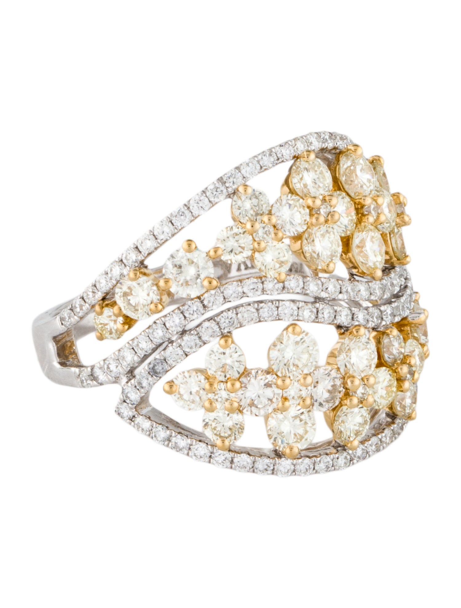 Ring 18K 2.96ctw Diamond Cocktail Ring