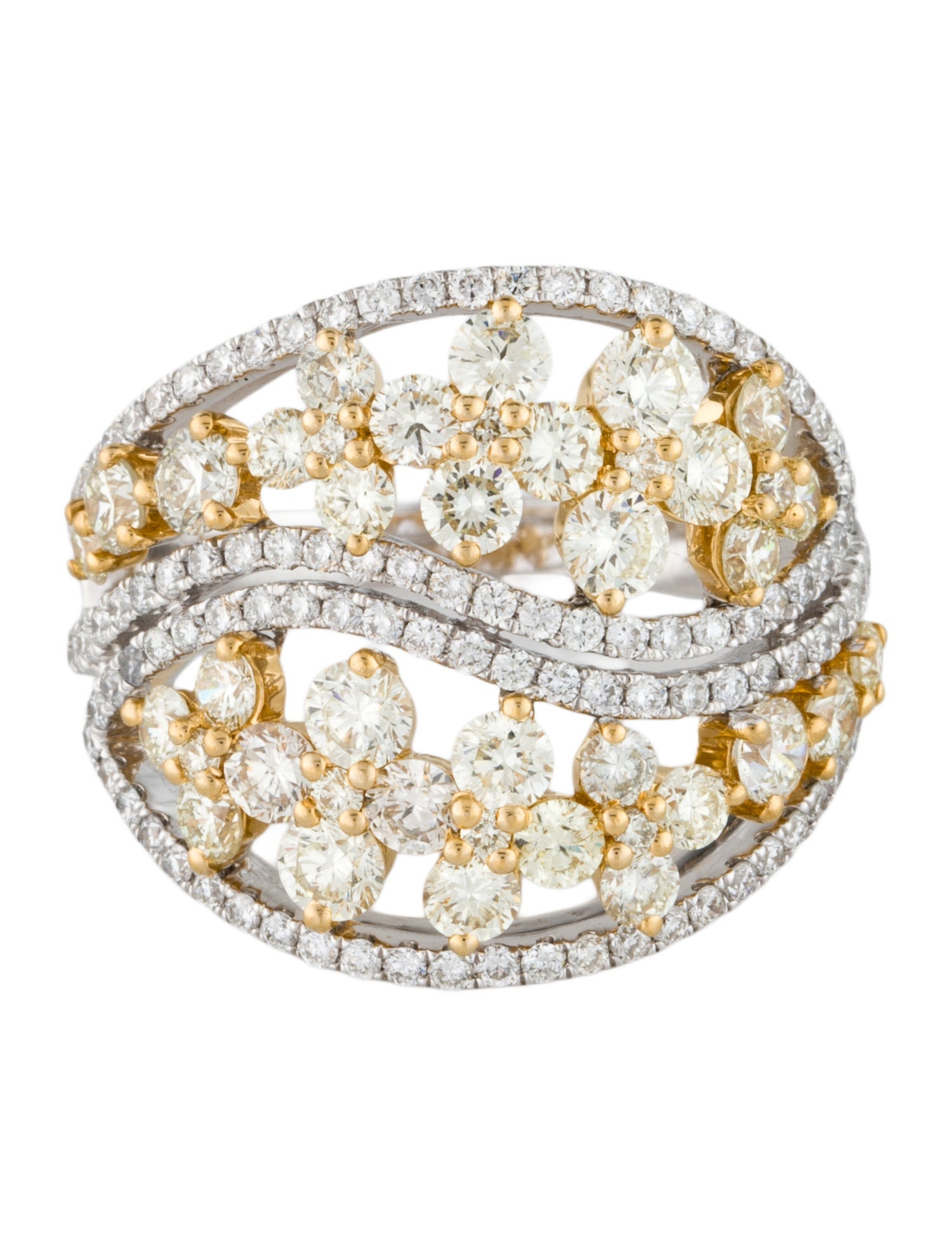 Ring 18K 2.96ctw Diamond Cocktail Ring