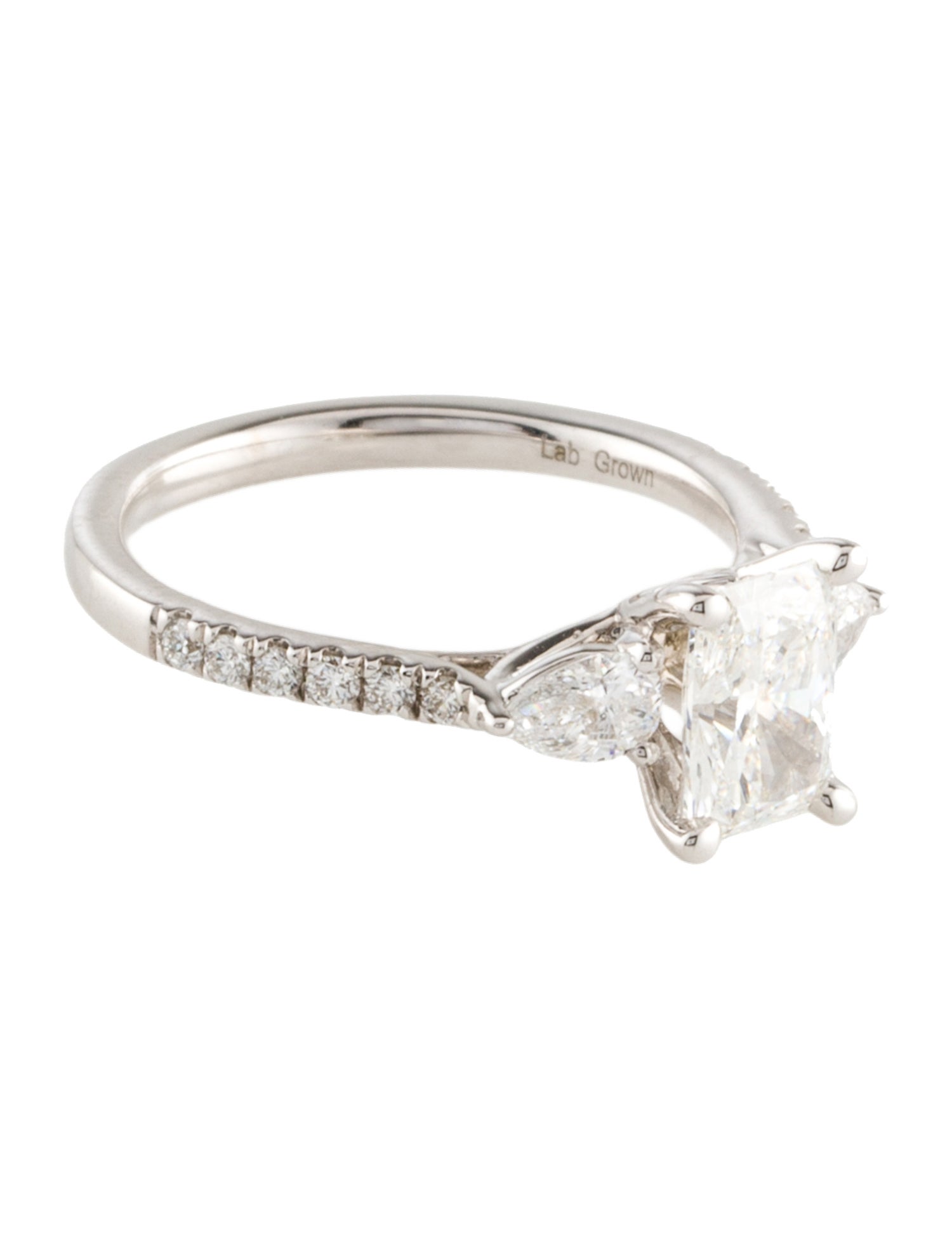 Ring 1.07ct Lab-Grown Diamond Engagement Ring