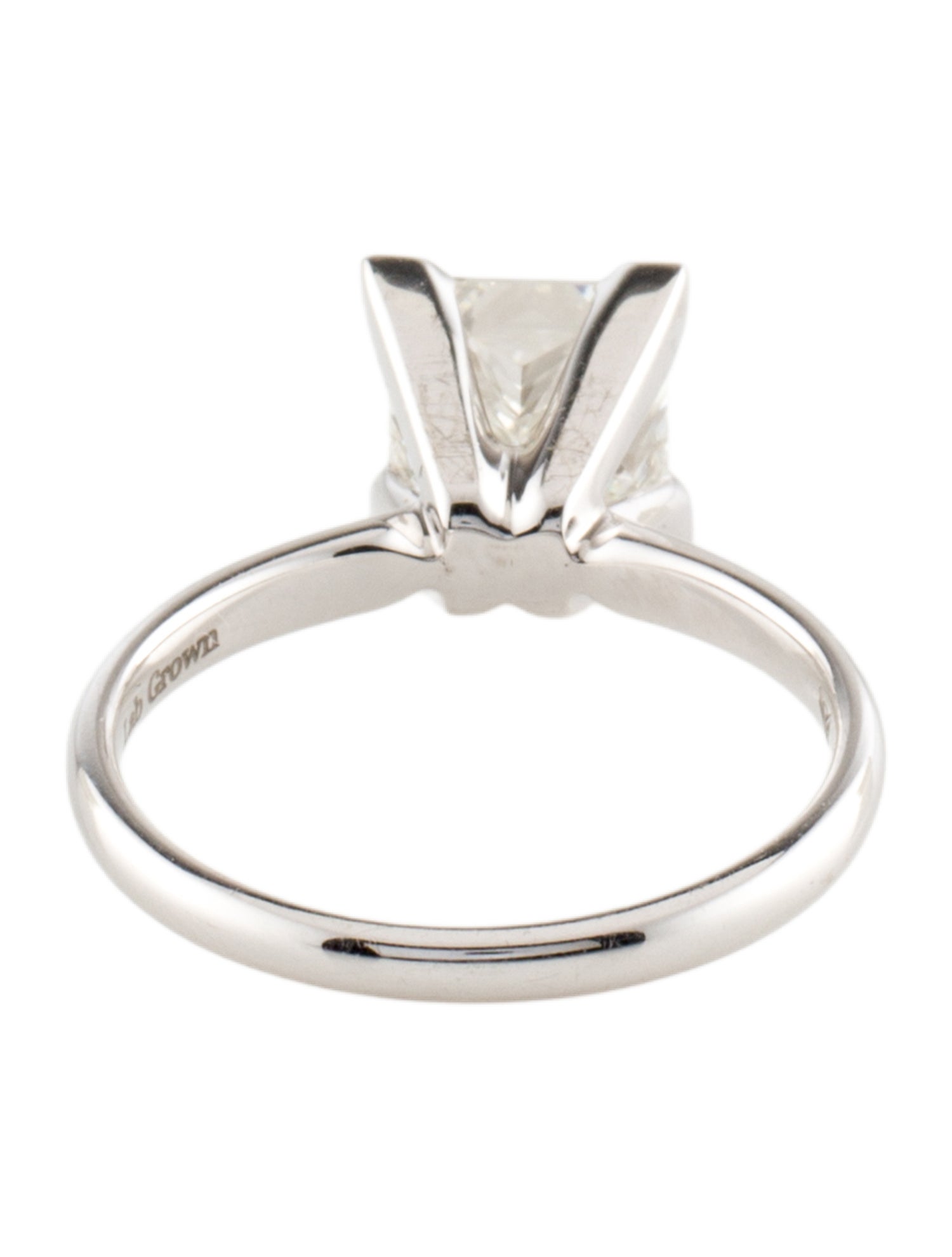 Ring 2.04ct Lab-Grown Diamond Engagement Ring