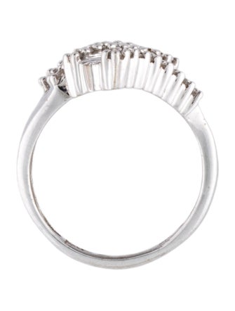 Ring 10K DIamond Cocktail Ring