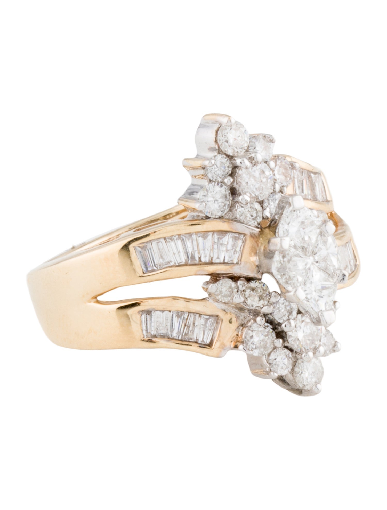 Ring 14K Diamond Cocktail