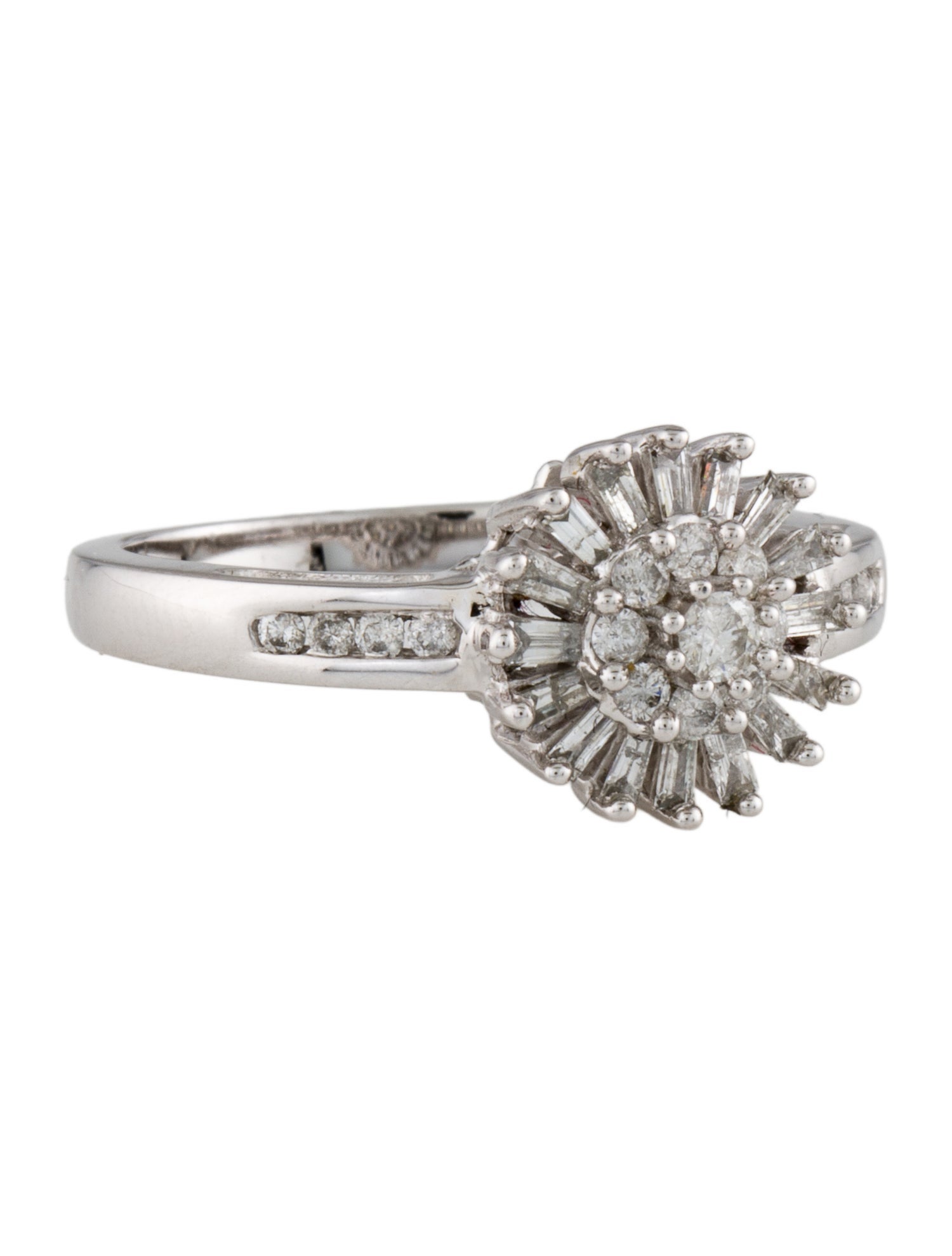 Ring 14K Diamond Cocktail RIng