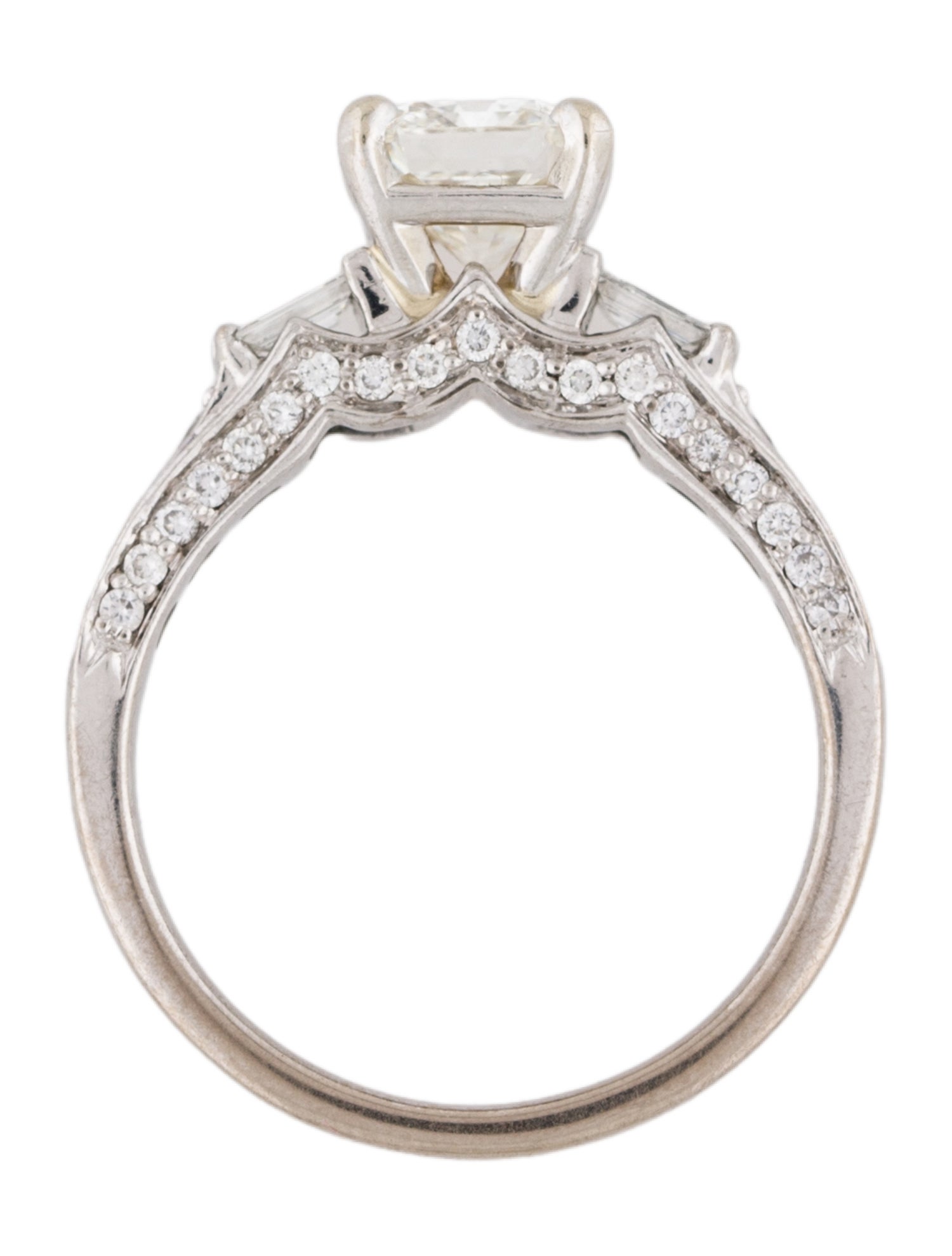 Ring 18K 2.23ctw Diamond Engagement Ring