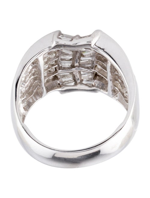 Ring 14K 3.00ctw Diamond Cluster Cocktail Ring