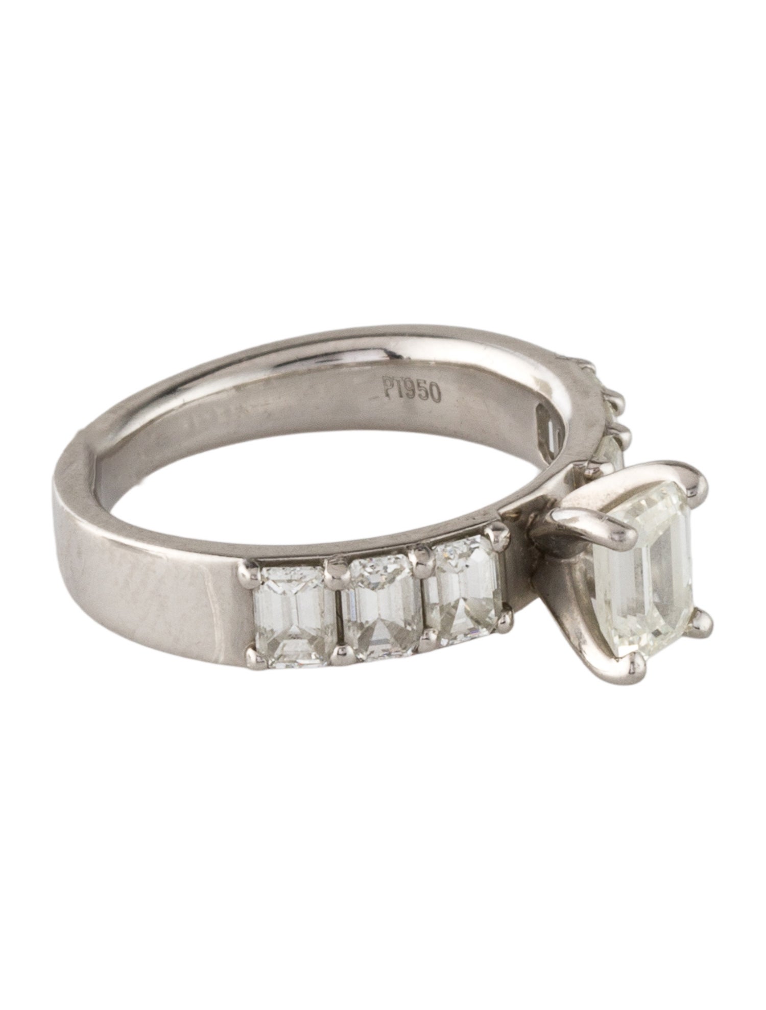 Ring Platinum 1.91ctw Diamond Engagement