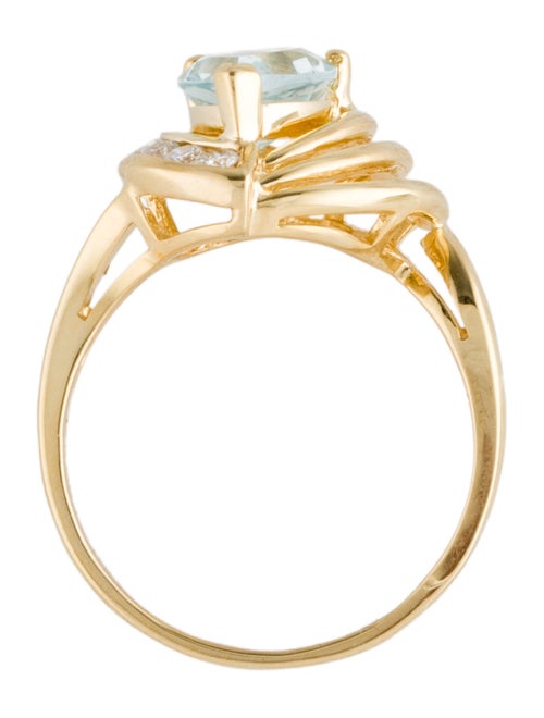 Ring 14K Aquamarine & Diamond Cocktail Ring