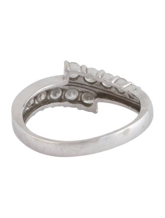 Ring 14K Diamond Bypass Band