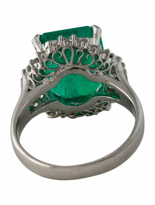Ring Platinum 5.65ct Colombian Emerald & Diamond Cocktail Ring