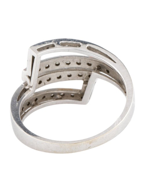 Ring 18K Diamond Bypass Ring
