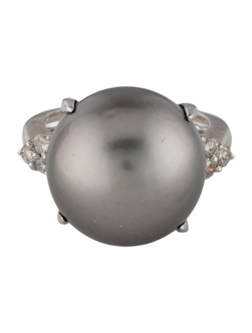 Ring Platinum Pearl & Diamond Cocktail Ring
