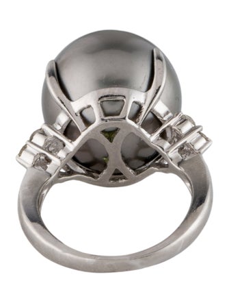 Ring Platinum Pearl & Diamond Cocktail Ring