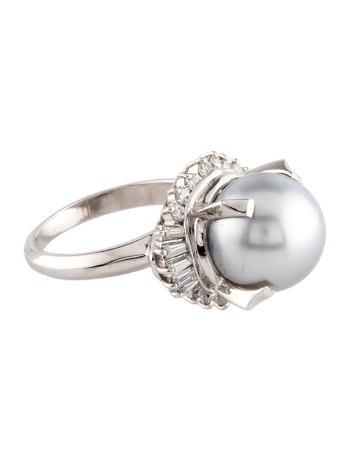 Ring Platinum Pearl & Diamond Cocktail Ring