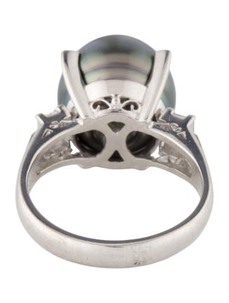 Ring Platinum Pearl & Diamond Cocktail Ring