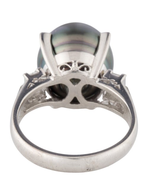 Ring Platinum Pearl & Diamond Cocktail Ring
