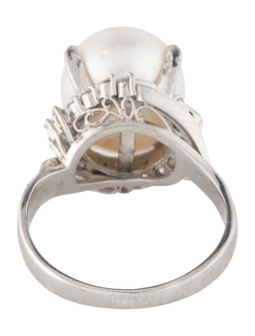 Ring Platinum Pearl & Diamond Cocktail Ring
