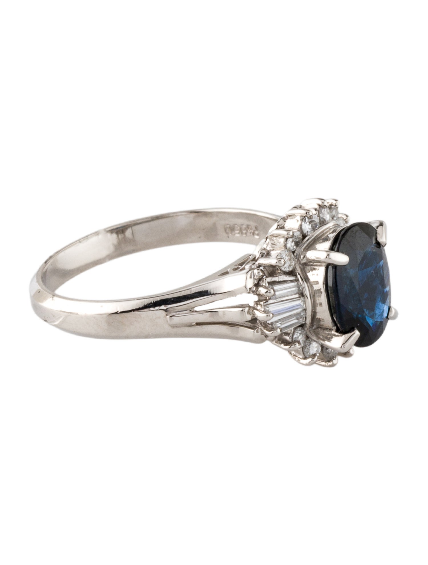 Ring Platinum 1.43ct Sapphire & Diamond Cocktail Ring