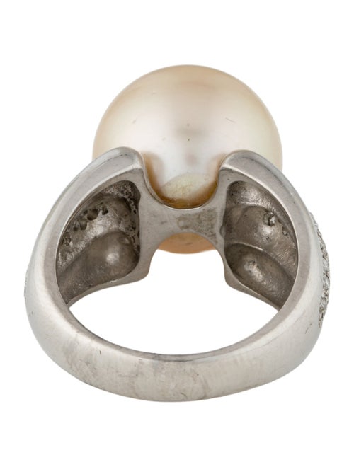 Ring Platinum Pearl & Diamond Cocktail Ring