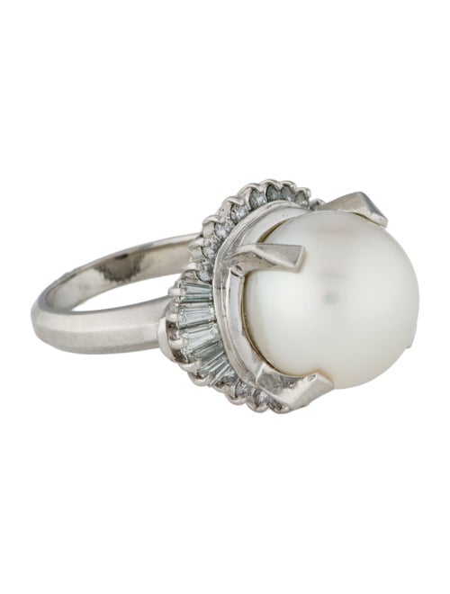 Ring Platinum Pearl & Diamond Cocktail Ring