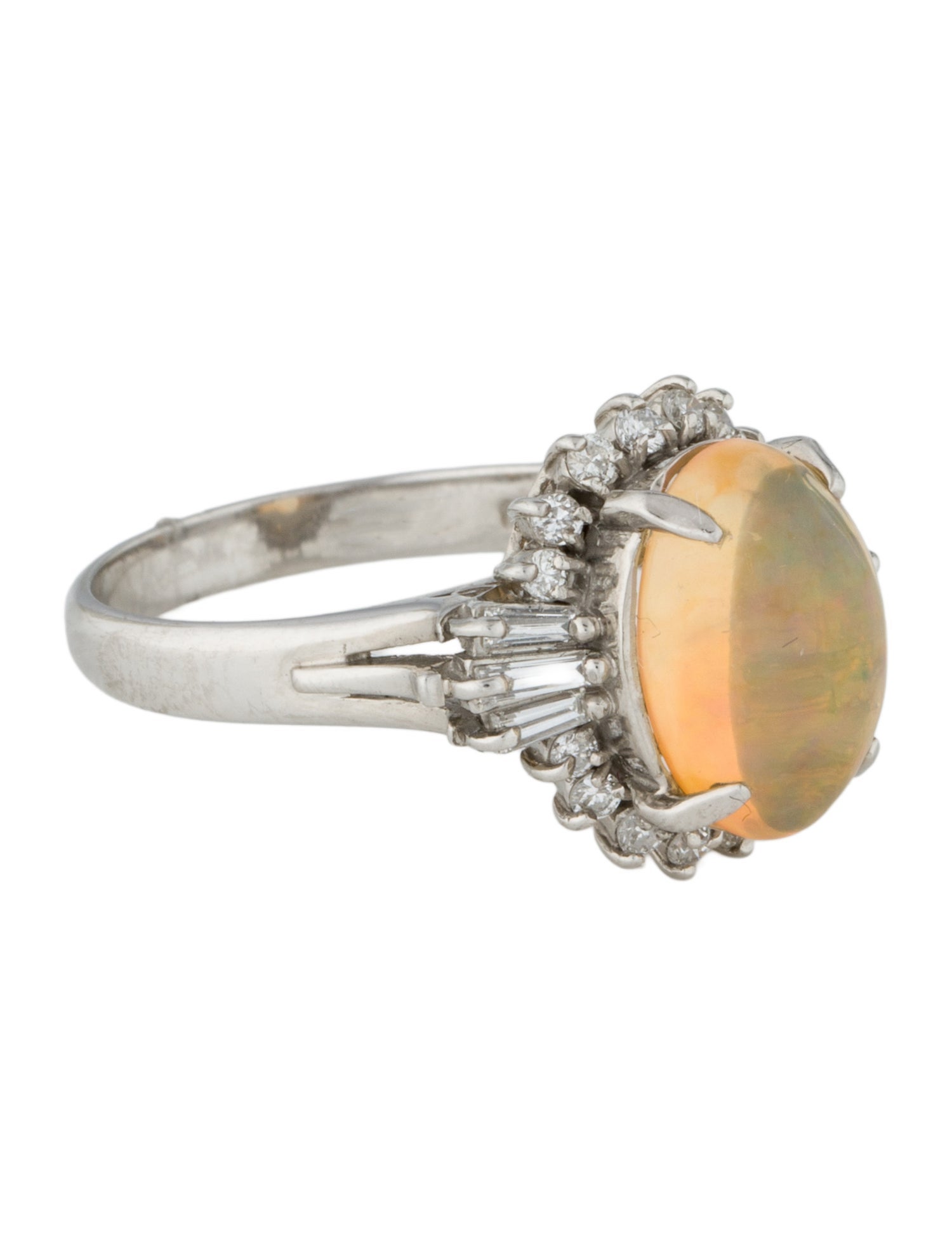 Ring Platinum 2.57ct Opal & Diamond Cocktail Ring