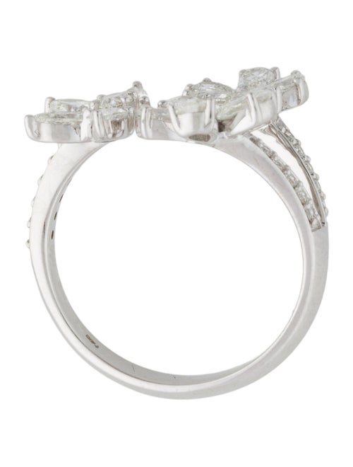 Ring 18K 1.69ctw Diamond Cocktail Ring