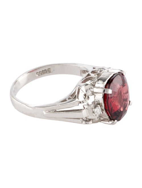 Ring Platinum 4.04ct Garnet & Diamond Cocktail Ring