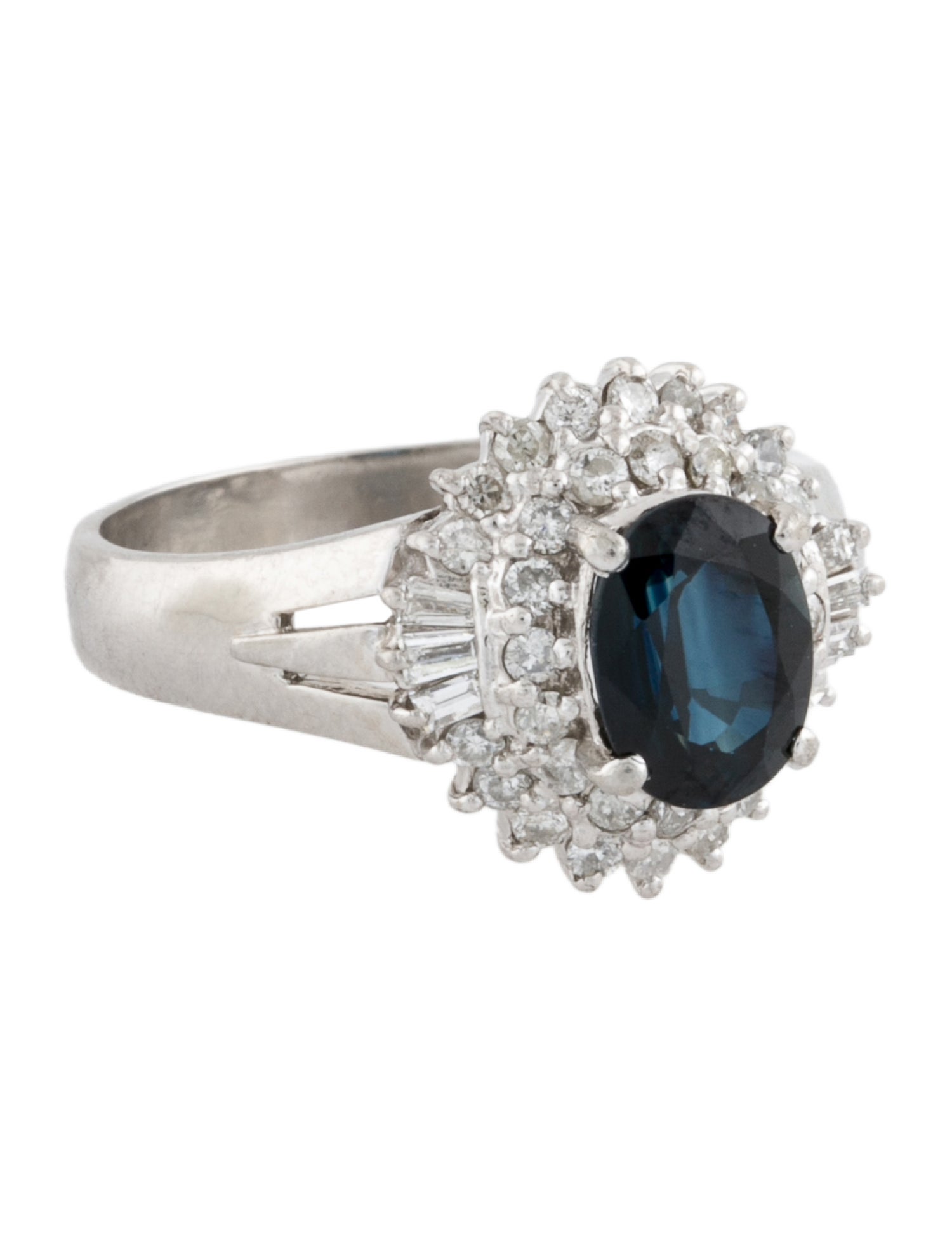 Ring Platinum Sapphire & Diamond Engagement