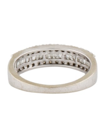 Ring 10K Diamond Wedding Band