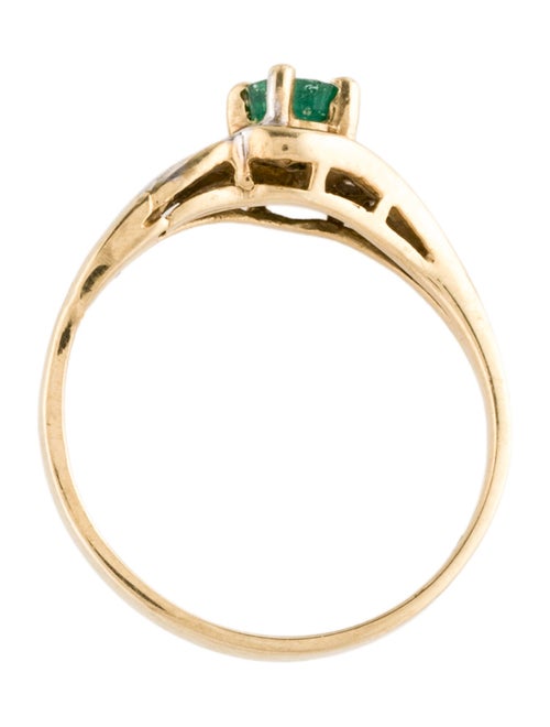 Ring 14K Emerald & Diamond Band
