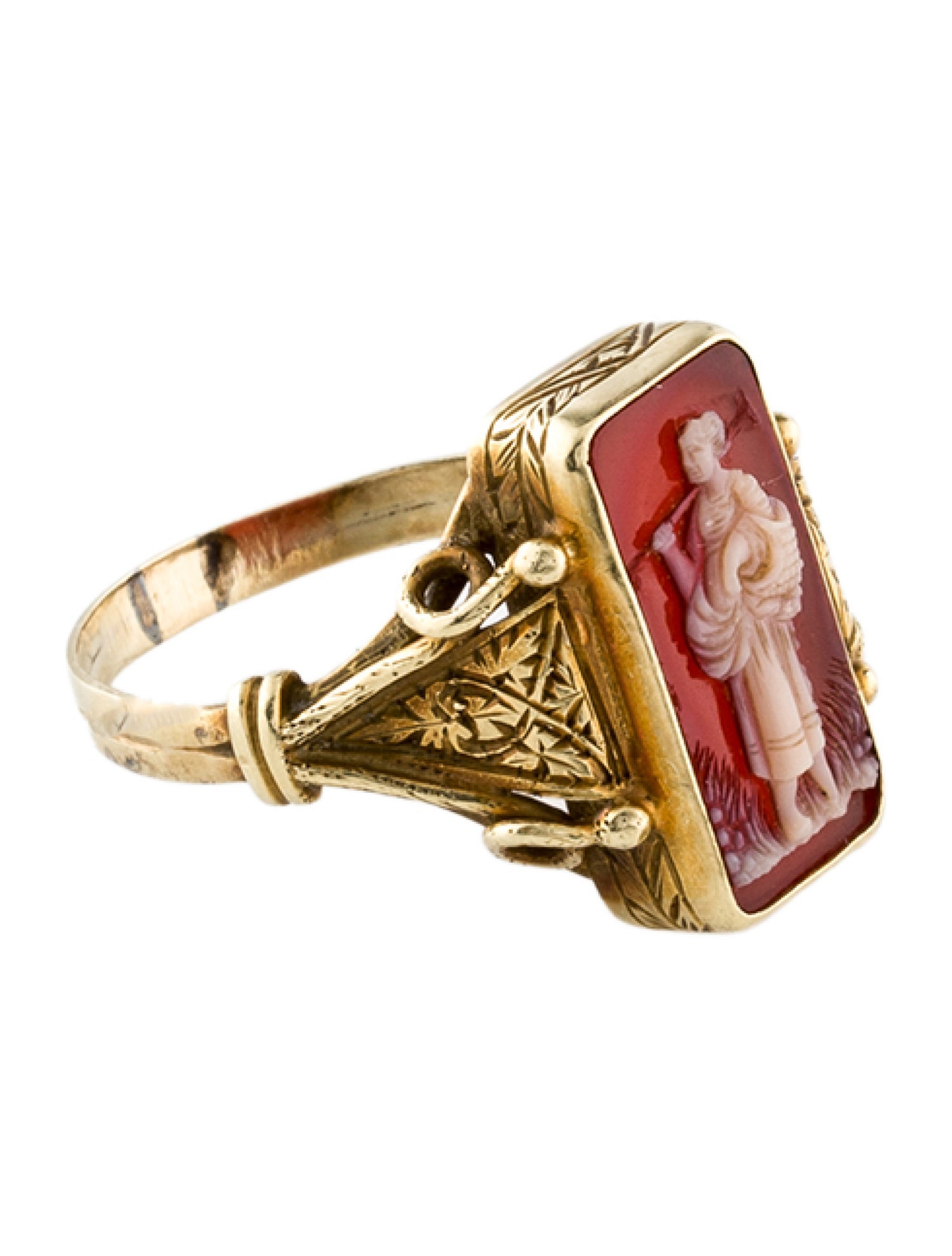Ring Victorian 14K Carnelian Cameo Cocktail