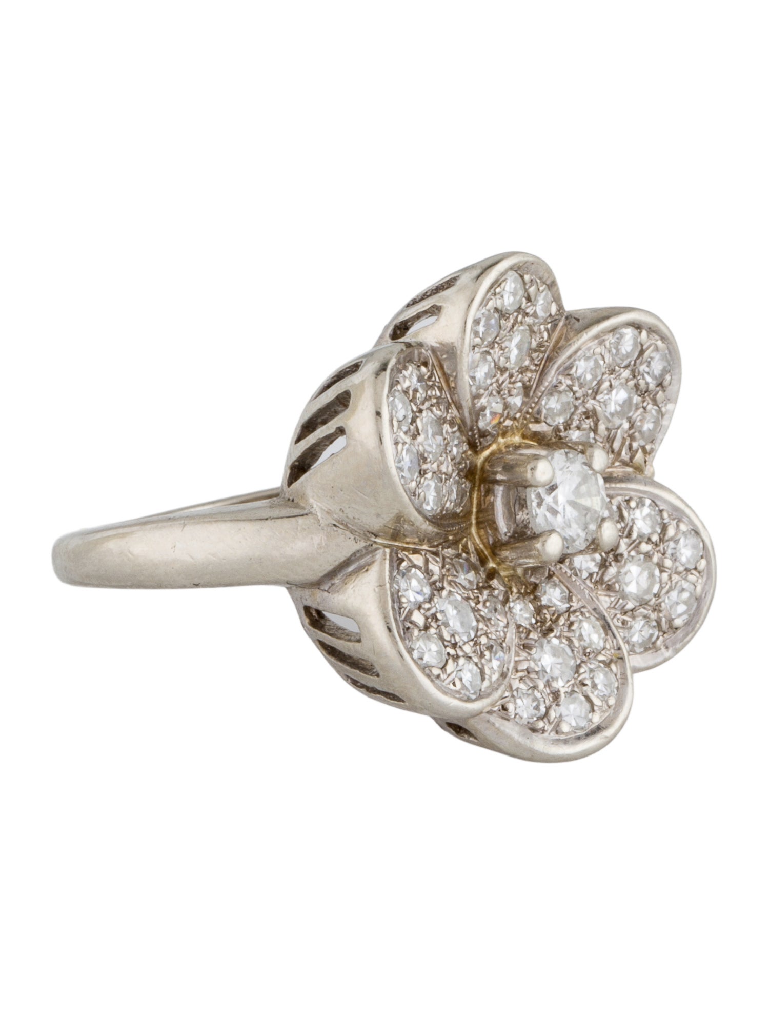 Ring 14K Diamond Flower Cocktail