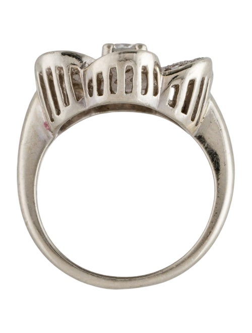 Ring 14K Diamond Flower Cocktail Ring