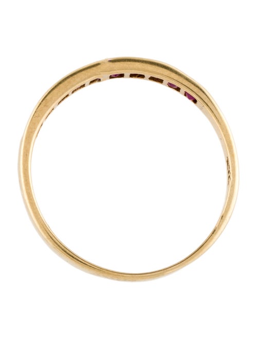 Ring 14K Ruby Band