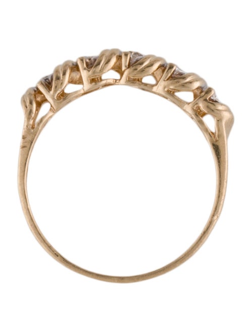 Ring 10K Diamond Band