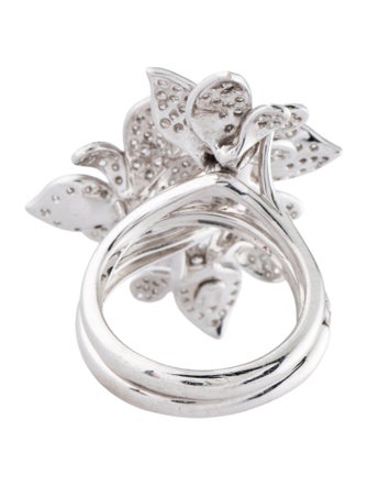 Ring 18K 1.13ctw Flower Cocktail Ring
