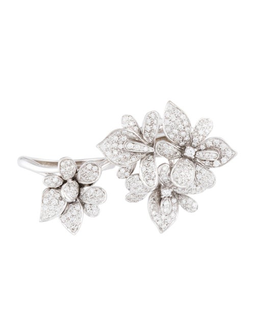 Ring 18K 1.13ctw Flower Cocktail Ring