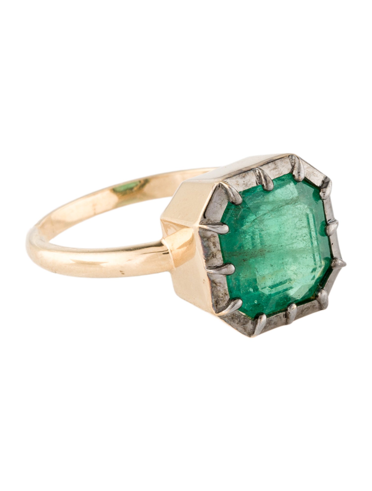 Ring 14K 1.69ct Emerald Cocktail