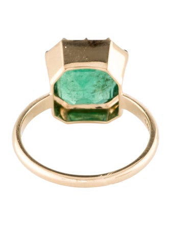 Ring 14K 1.69ct Emerald Cocktail Ring