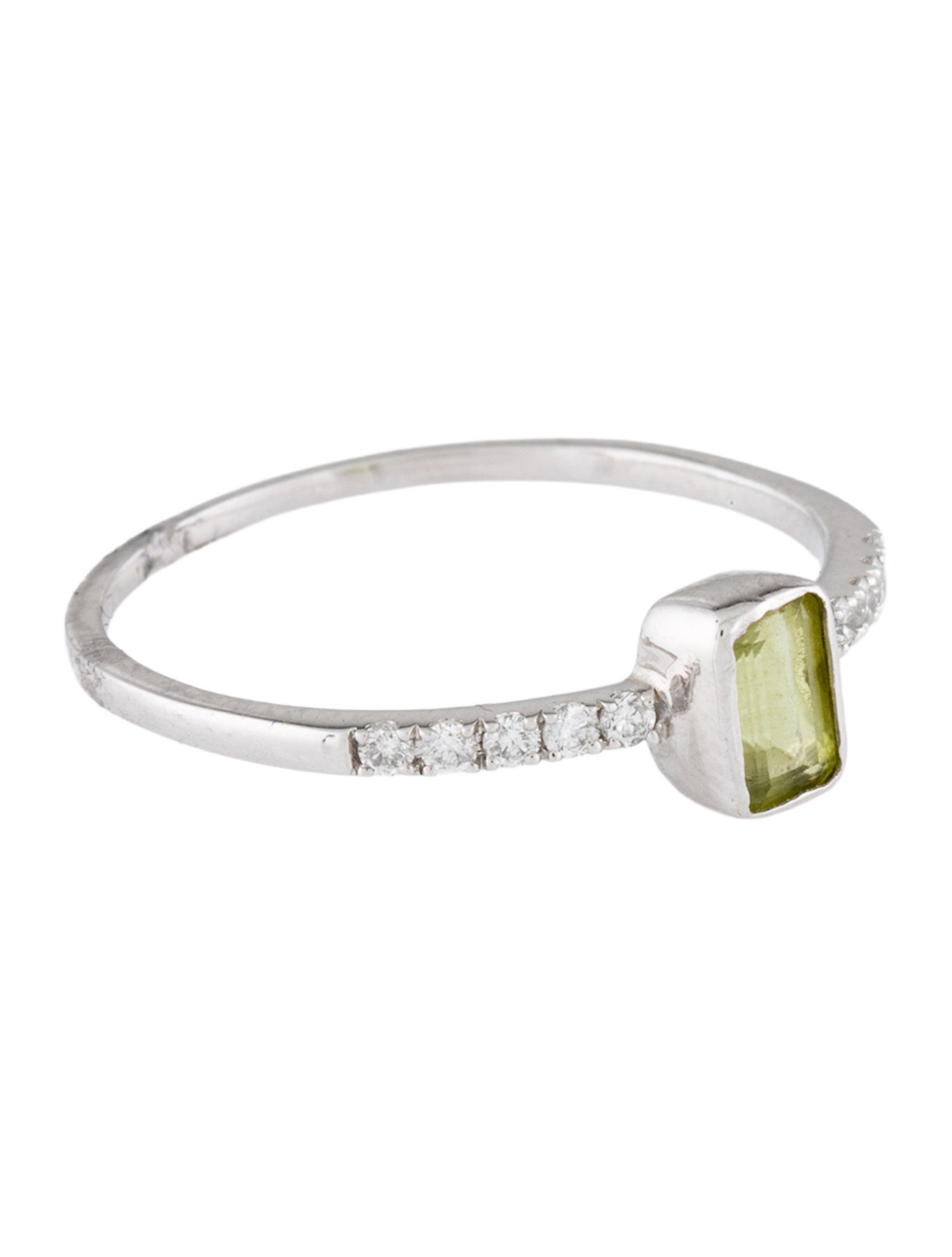 Ring 14K Peridot & Diamond Cocktail