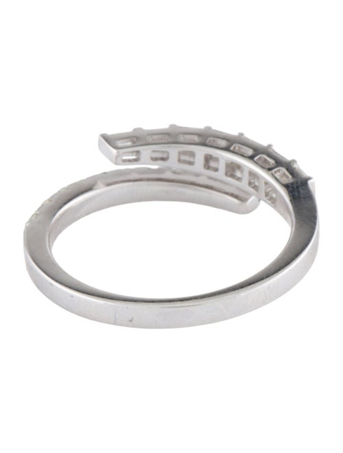 Ring 14K Diamond Cross Over Ring